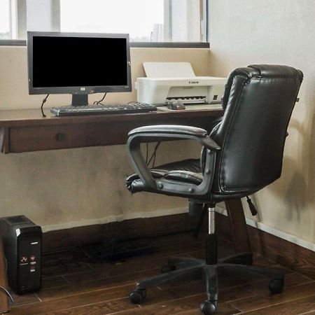 Quality Inn & Suites North Μοντγκόμερι Εξωτερικό φωτογραφία