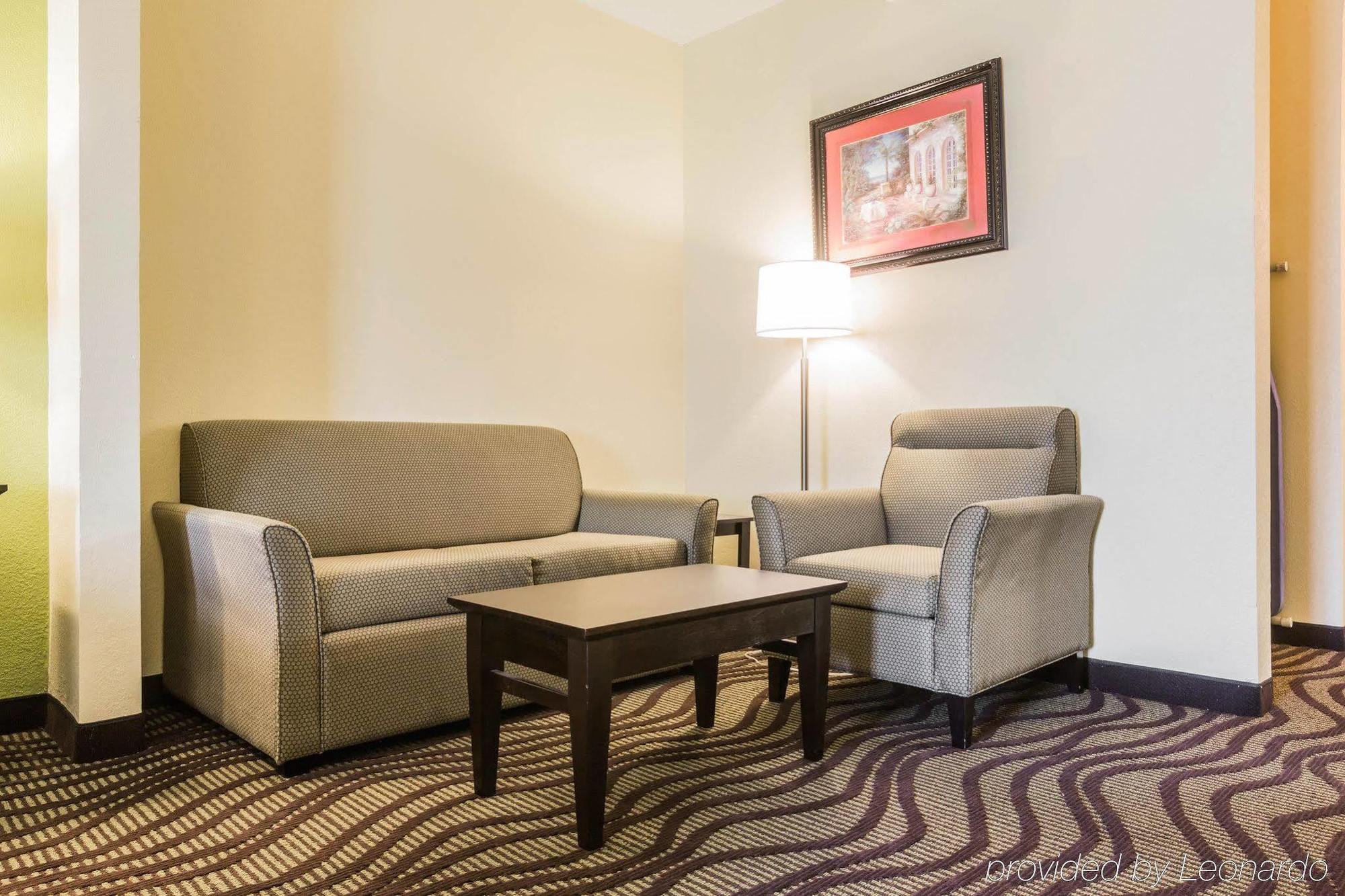 Quality Inn & Suites North Μοντγκόμερι Εξωτερικό φωτογραφία