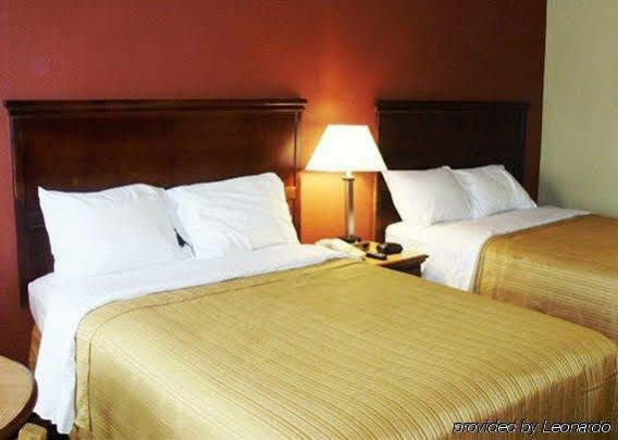 Quality Inn & Suites North Μοντγκόμερι Εξωτερικό φωτογραφία